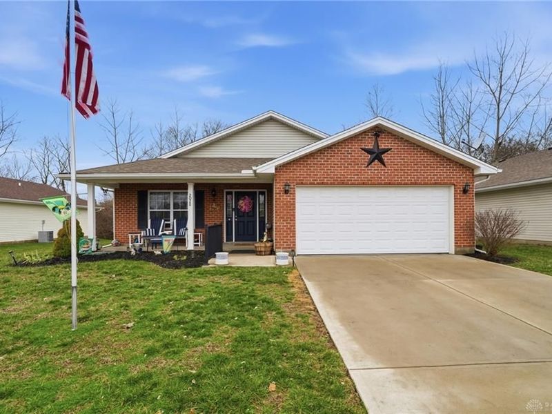 2028 Jackson Lane, Middletown, OH 45044 Photo 2