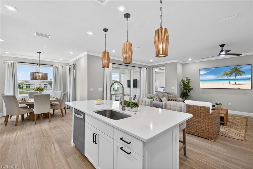 4683 Arboretum Cir, Unit 201, Naples, FL 34112 Photo