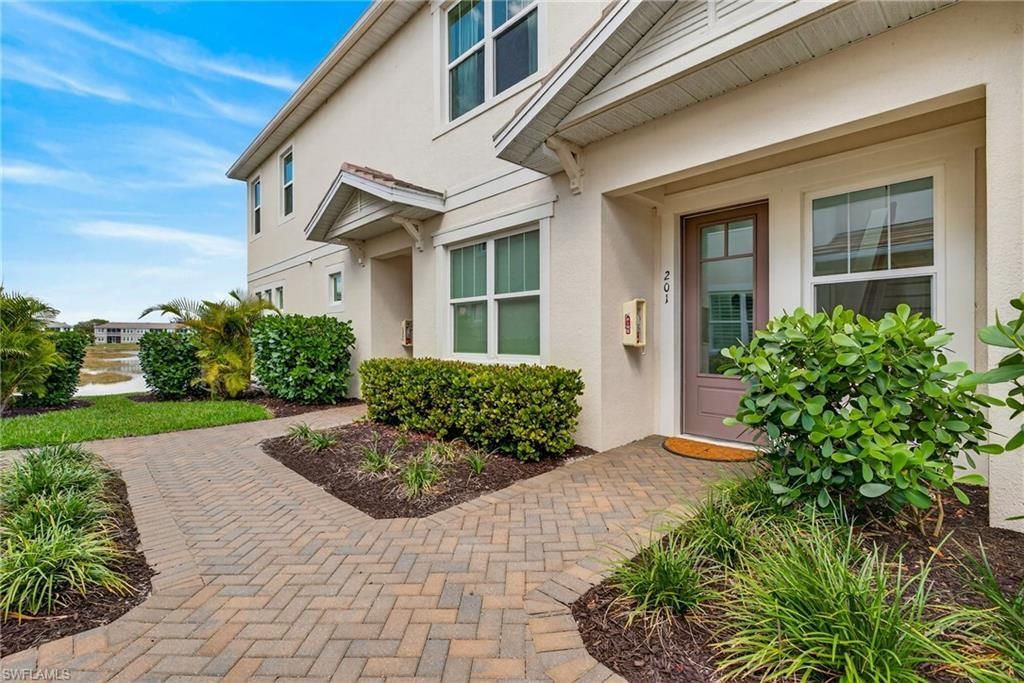 4683 Arboretum Cir, Unit 201, Naples, FL 34112 Photo