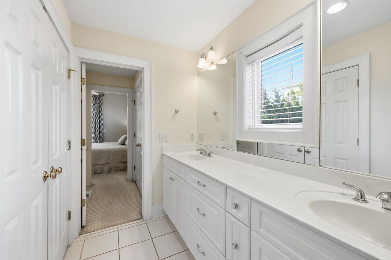 295 Atlantic Ave. Photo 18