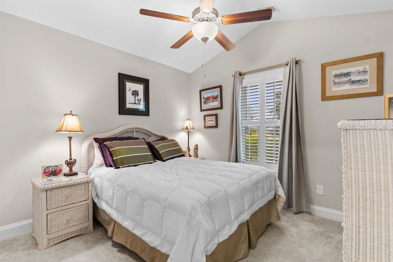 856 8th Ave.  Photo 10