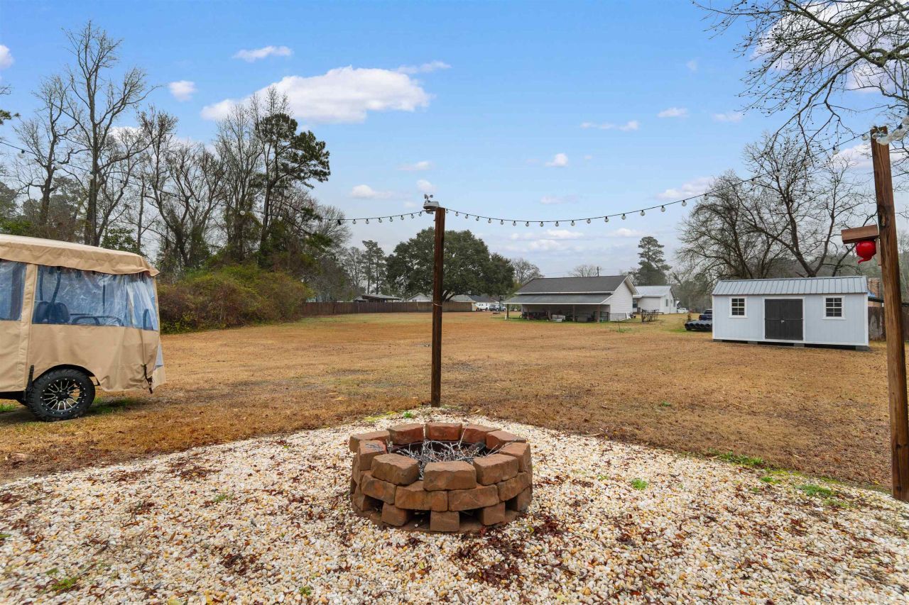 856 8th Ave.  Photo 25