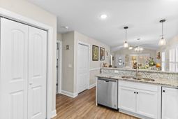 856 8th Ave.  photo 4