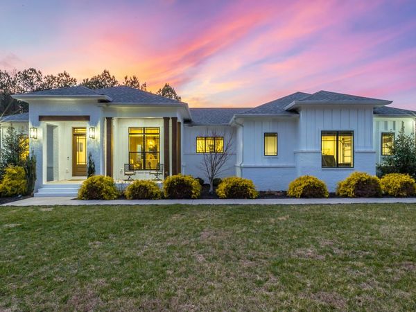 2275 River Bluffs Drive, Jasper, TN 37347