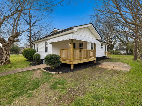 1009 N Hawthorne Street, Chattanooga, TN 37406