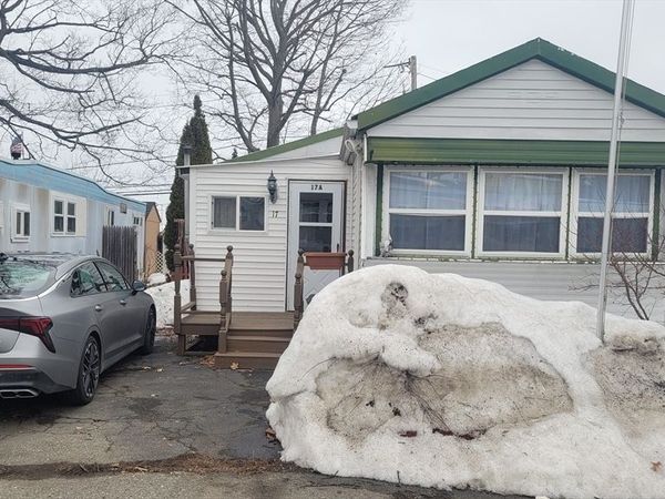 261 Newbury, Unit 17A, Peabody, MA 01960