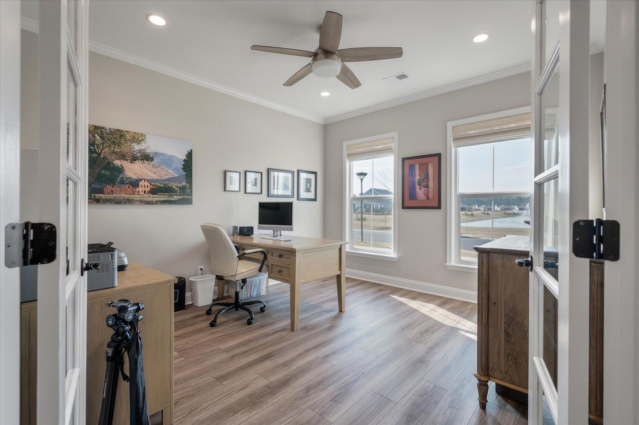 706 Spring Highlands Drive Photo 10