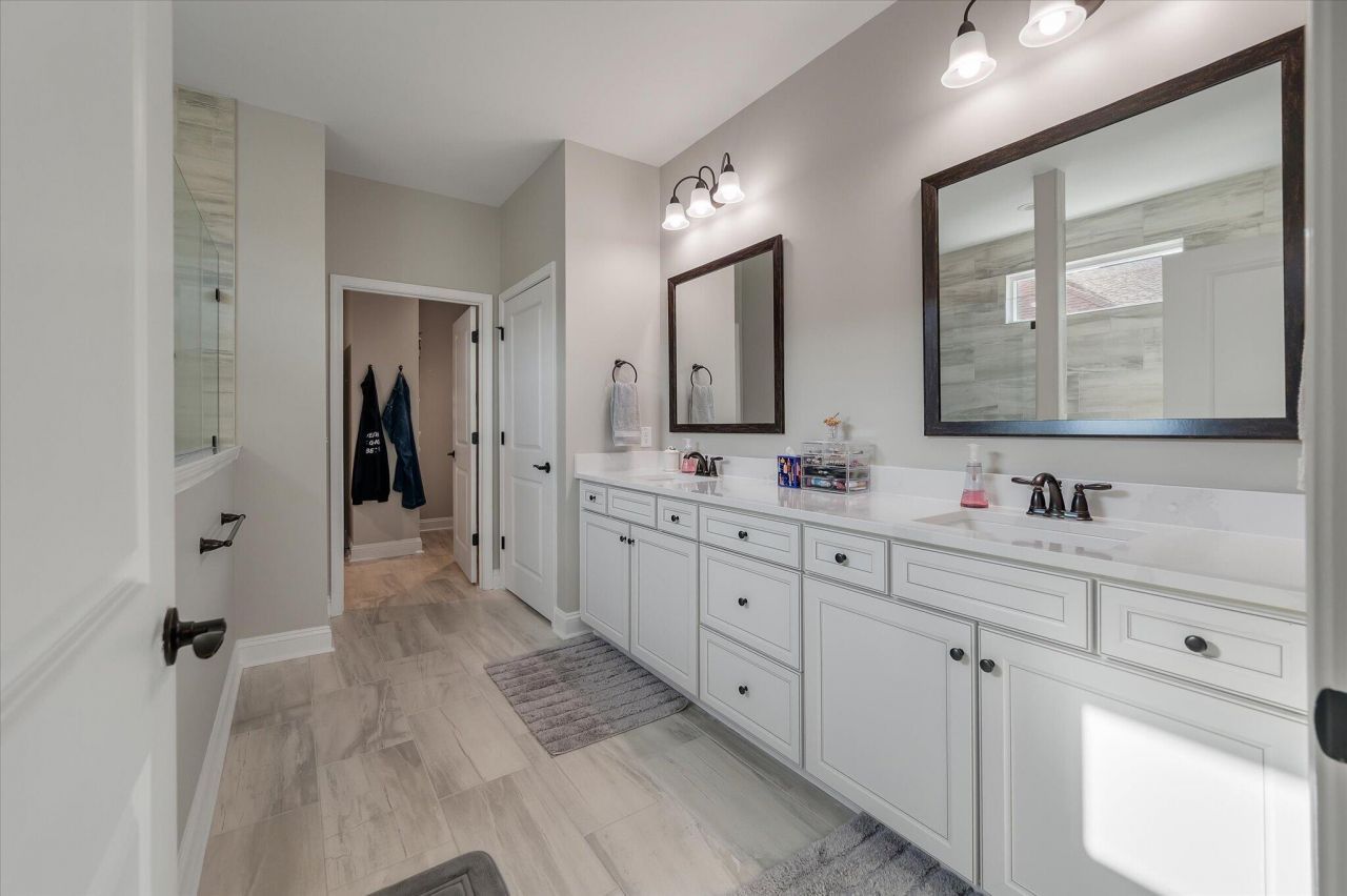 706 Spring Highlands Drive Photo 28