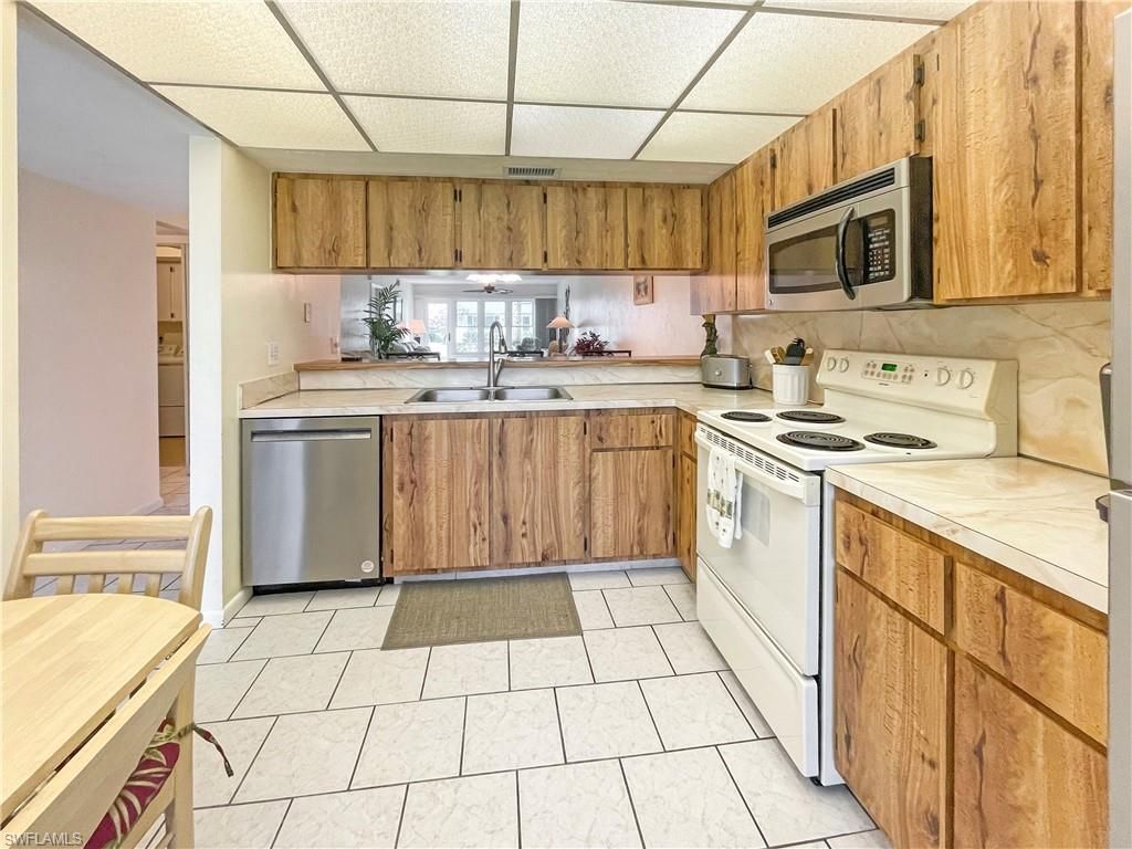 4070 Looking Glass Ln, Unit 3101, Naples, FL 34112 Photo