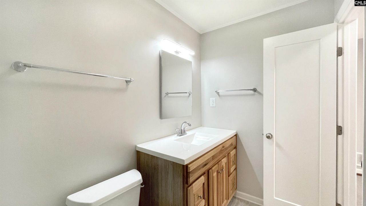 1501 Robin Crest Drive Photo 14