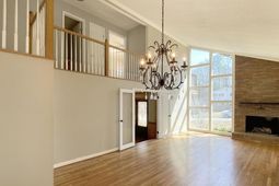 1501 Robin Crest Drive photo 4