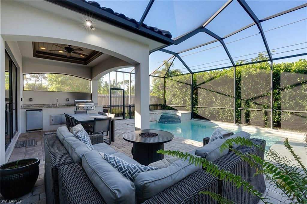 735 99th Ave N, Naples, FL 34108 Photo