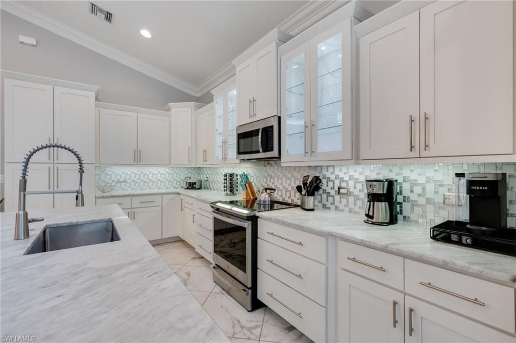 735 99th Ave N, Naples, FL 34108 Photo