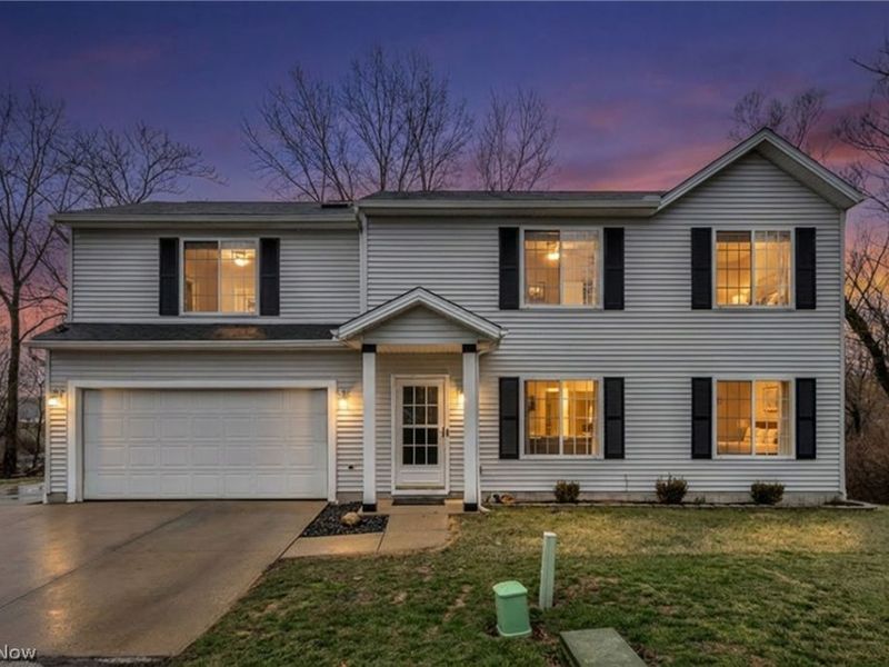 3194 Castleton Court, Akron, OH 44312 Photo 2