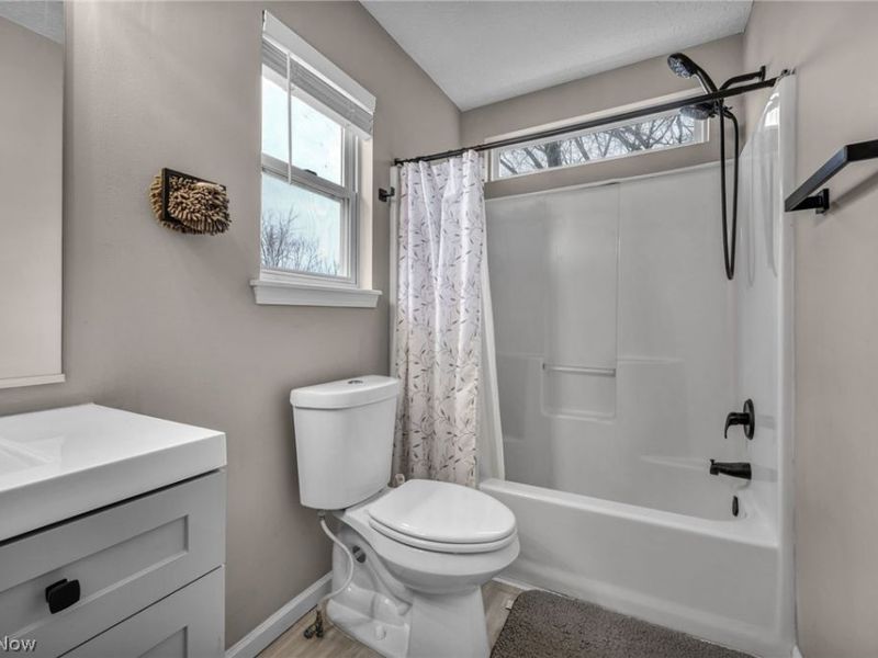 3194 Castleton Court, Akron, OH 44312 Photo 27