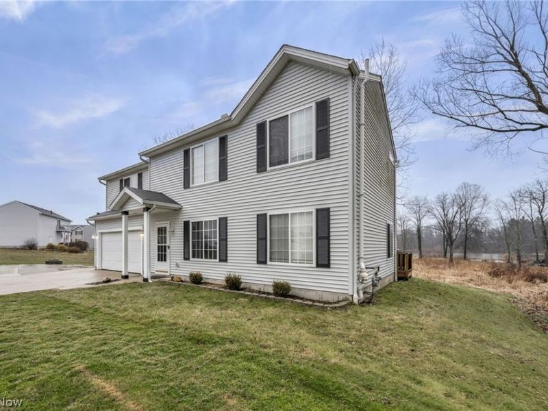 3194 Castleton Court, Akron, OH 44312 Photo 4