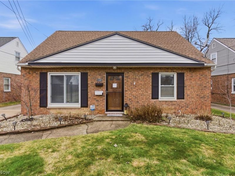 4496 W 158th Street, Cleveland, OH 44135 Photo 1