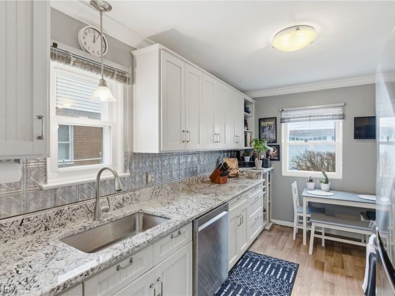 4496 W 158th Street, Cleveland, OH 44135 Photo 8