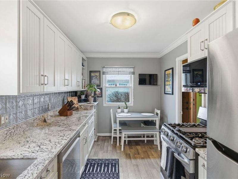 4496 W 158th Street, Cleveland, OH 44135 Photo 9