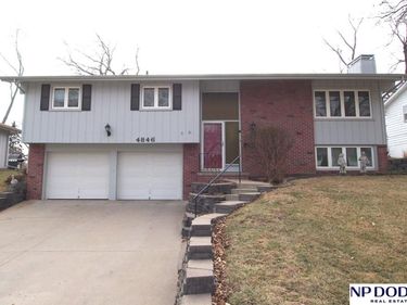 4846 S 93 Avenue, Omaha, NE 68127