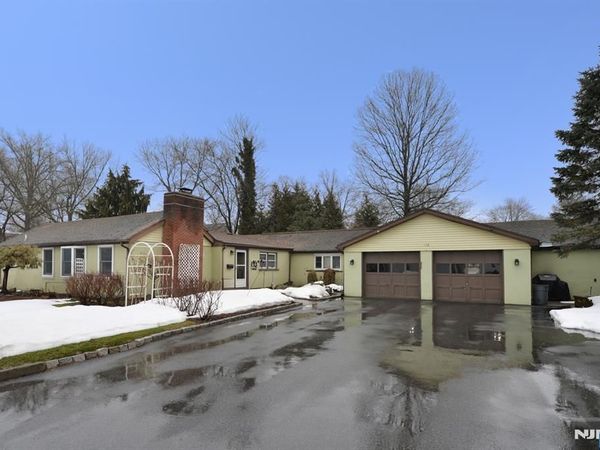 178 Franklin Street, NORTHVALE, NJ 07647