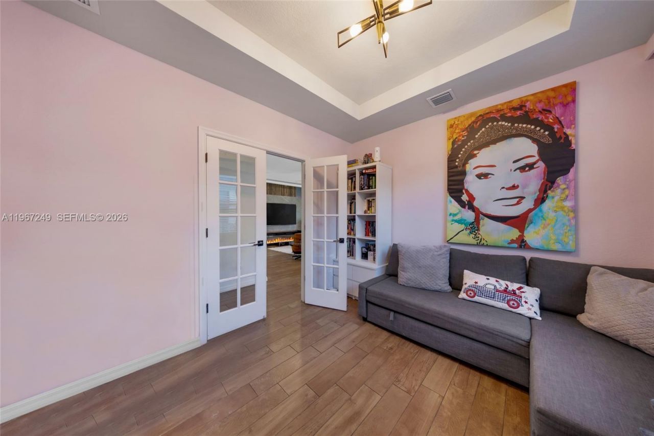 2454 Primrose Pl , Oakland Park, FL 33309 Photo