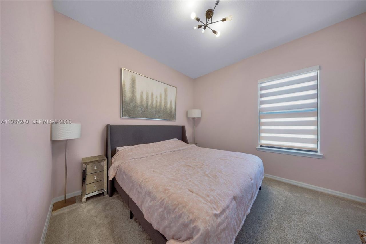 2454 Primrose Pl , Oakland Park, FL 33309 Photo