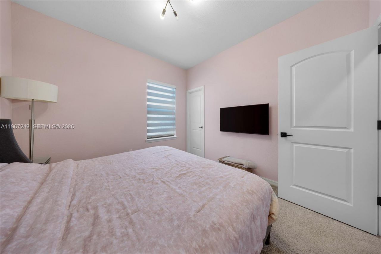 2454 Primrose Pl , Oakland Park, FL 33309 Photo