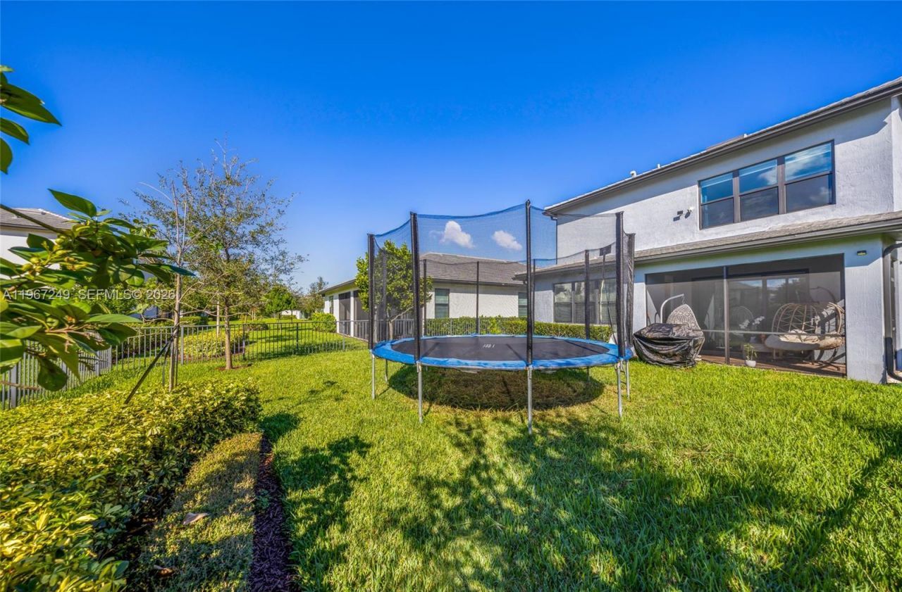 2454 Primrose Pl , Oakland Park, FL 33309 Photo