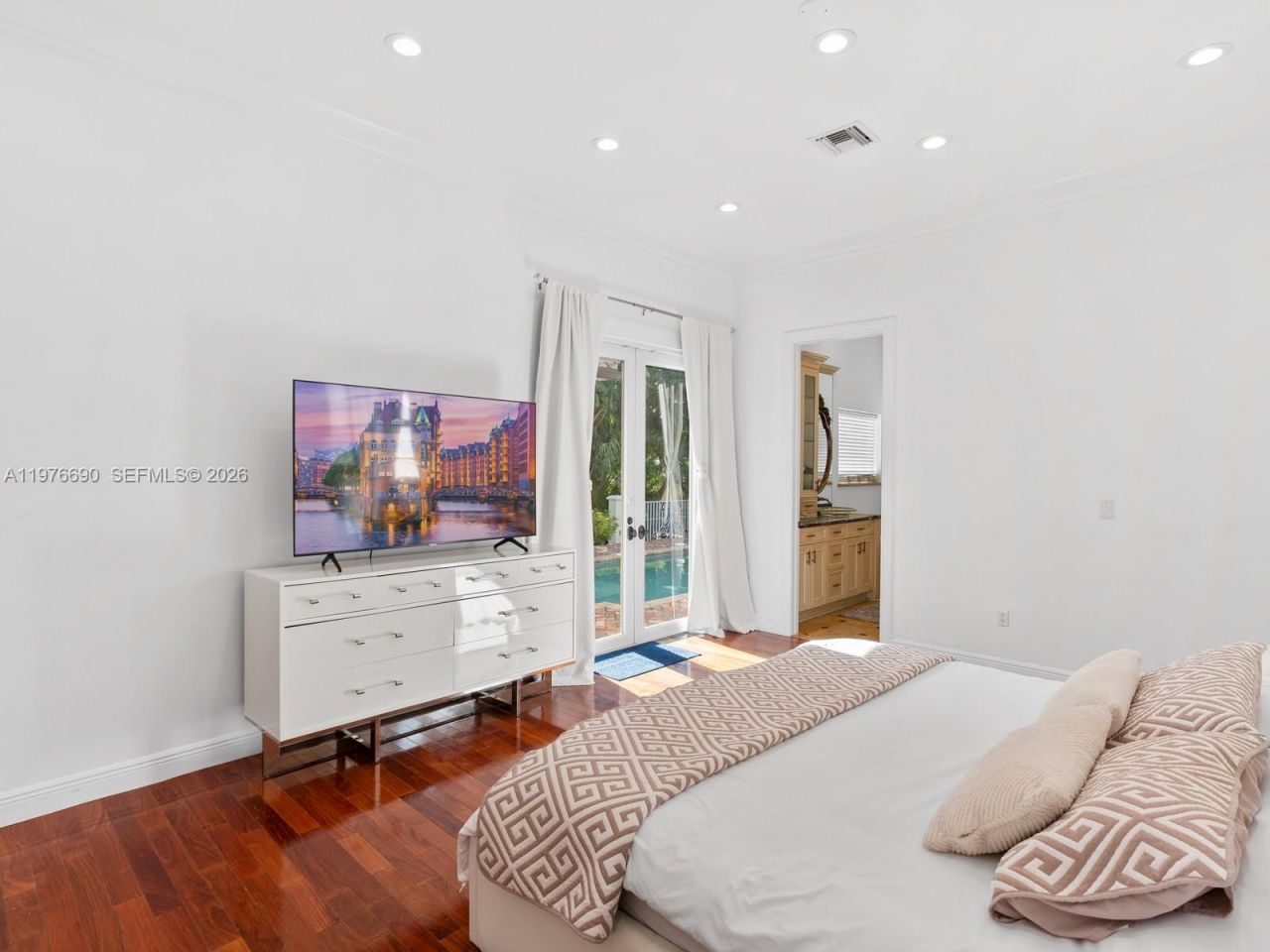 1223 Jackson St , Hollywood, FL 33019 Photo