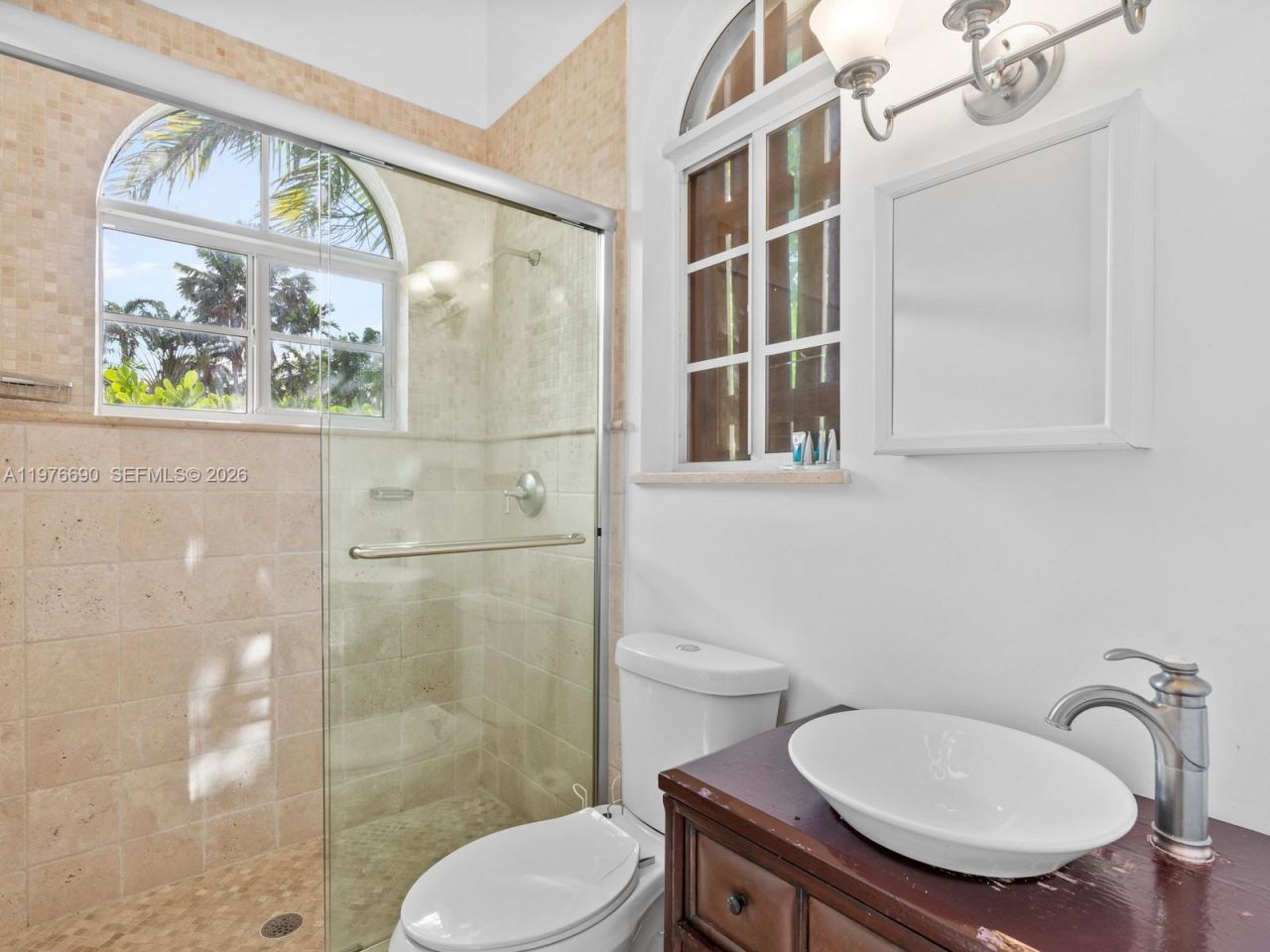 1223 Jackson St , Hollywood, FL 33019 Photo