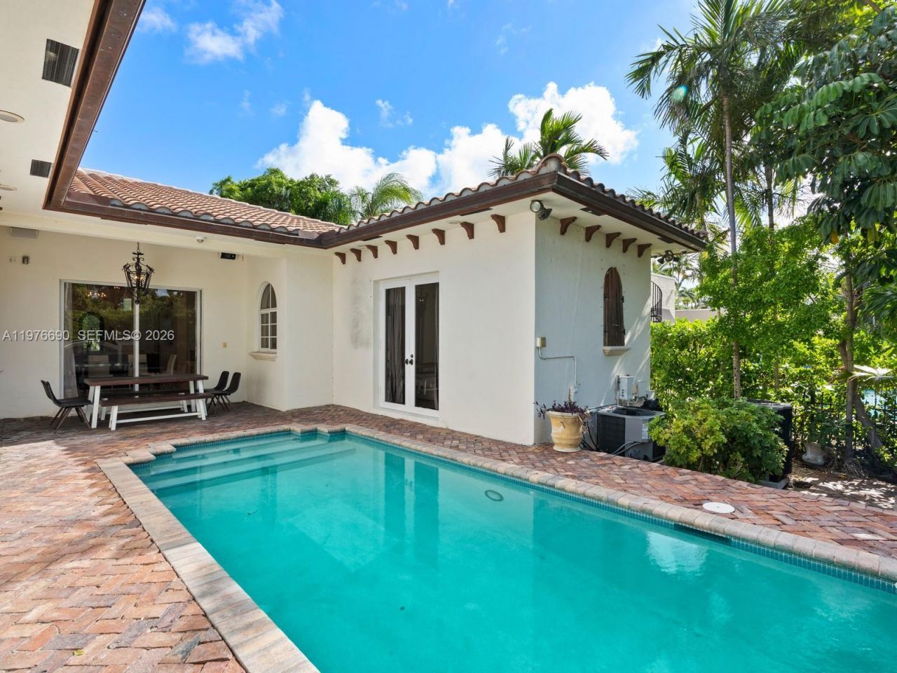 1223 Jackson St , Hollywood, FL 33019 Photo