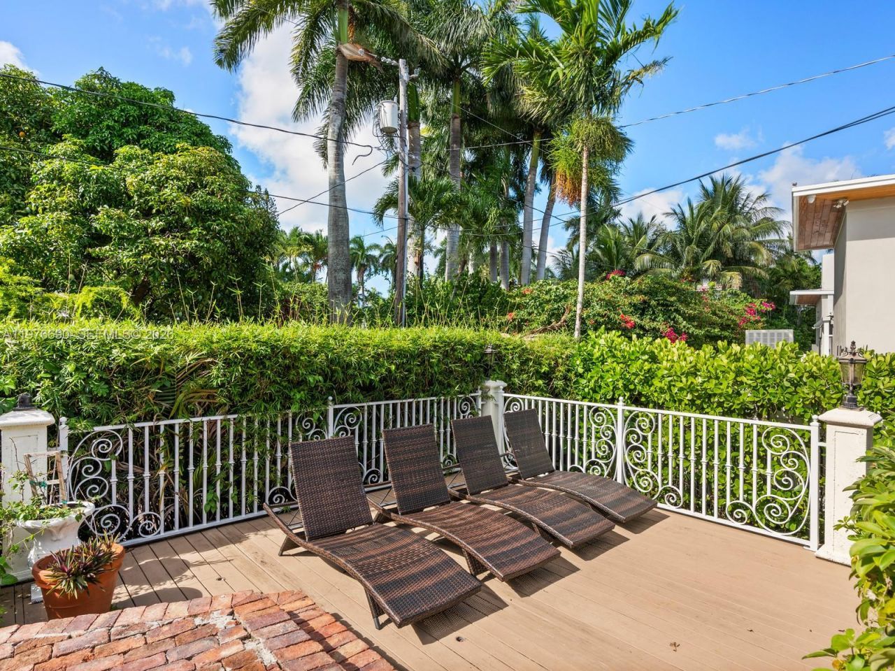 1223 Jackson St , Hollywood, FL 33019 Photo