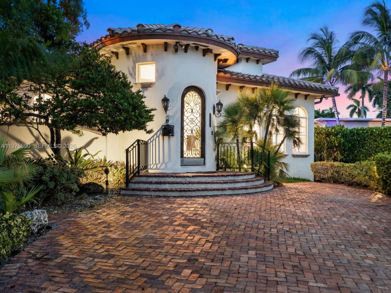 1223 Jackson St , Hollywood, FL 33019 Photo