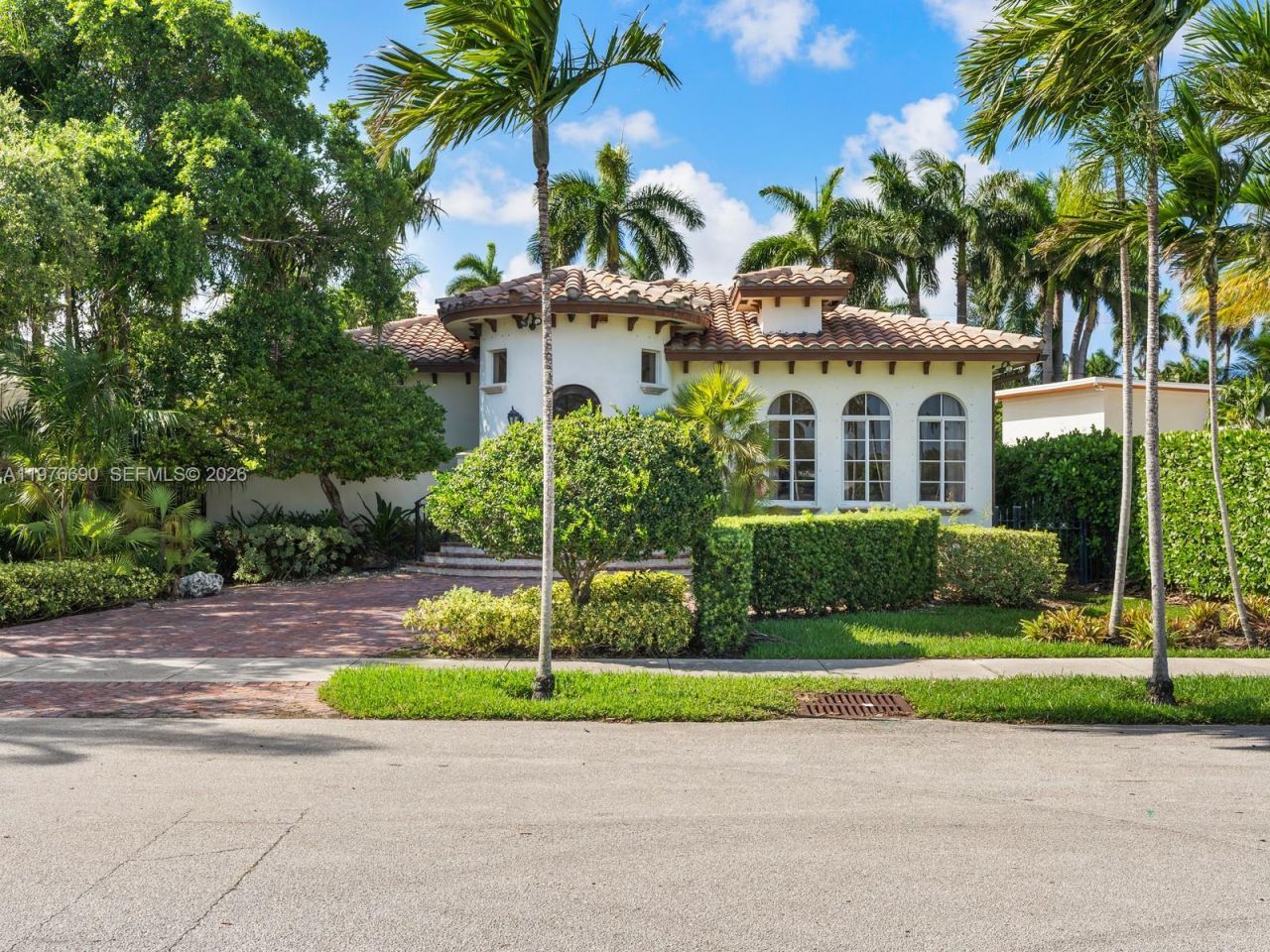 1223 Jackson St , Hollywood, FL 33019 Photo