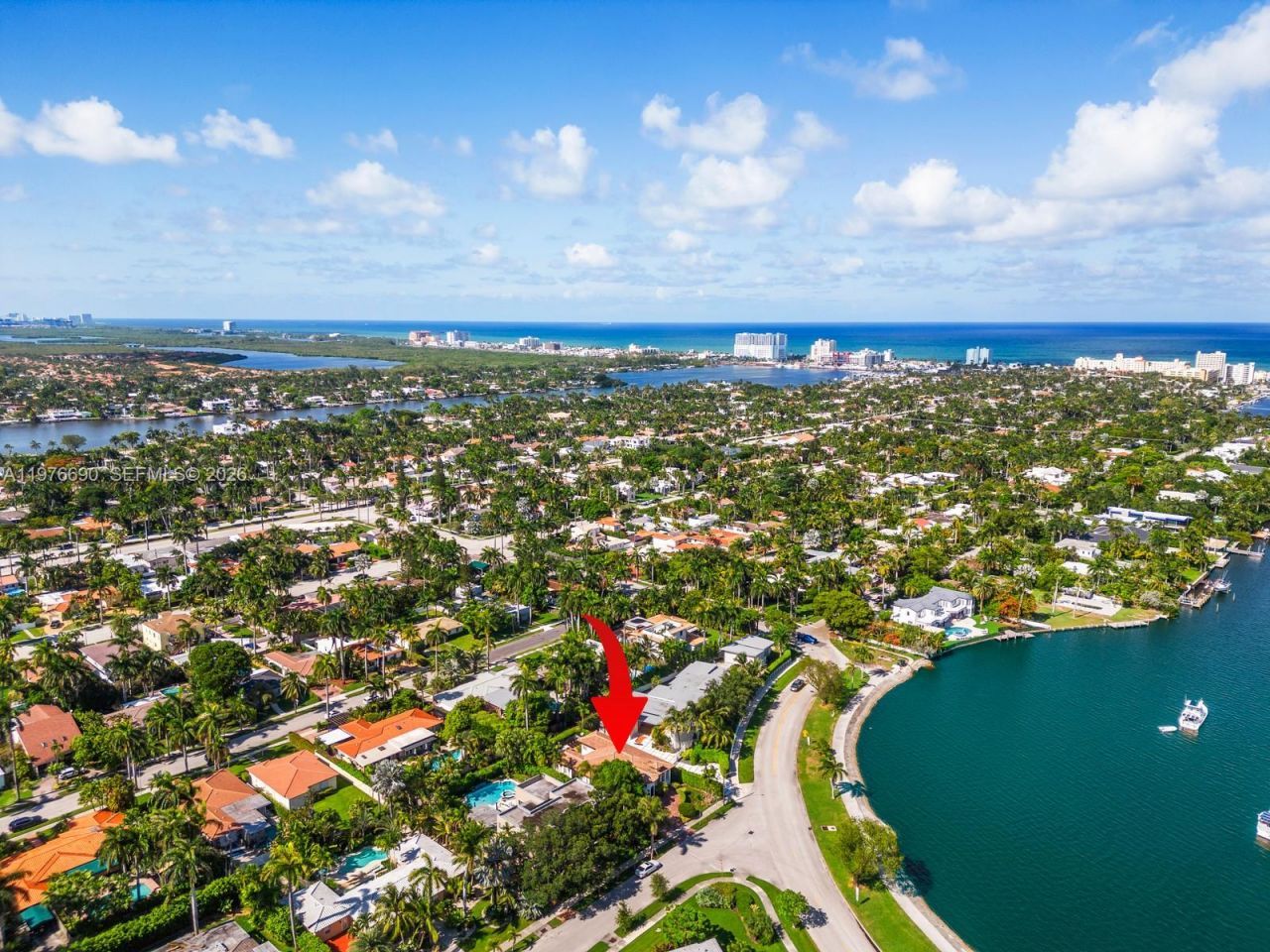 1223 Jackson St , Hollywood, FL 33019 Photo