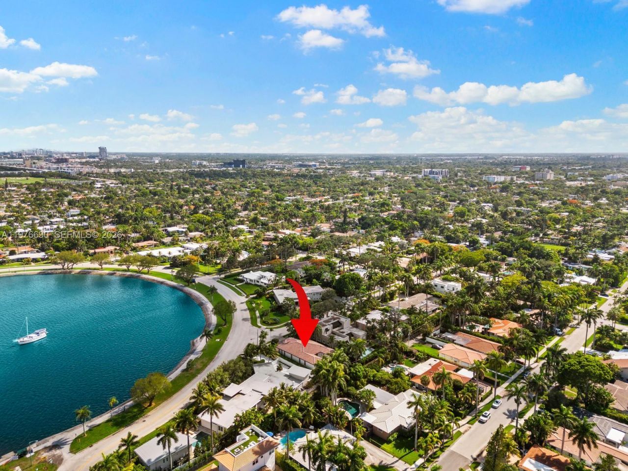 1223 Jackson St , Hollywood, FL 33019 Photo