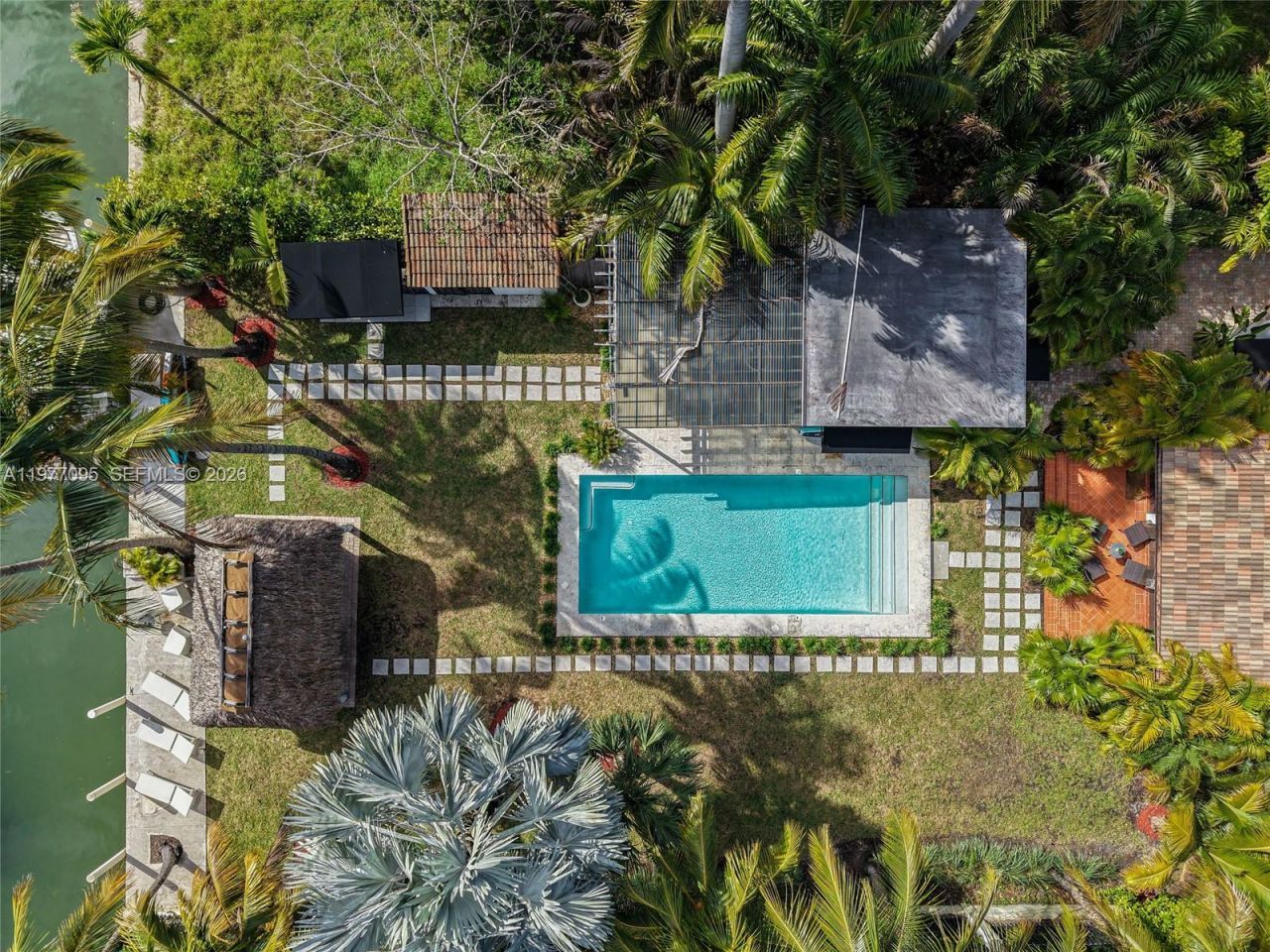 1028 NE 84th St , Miami, FL 33138 Photo