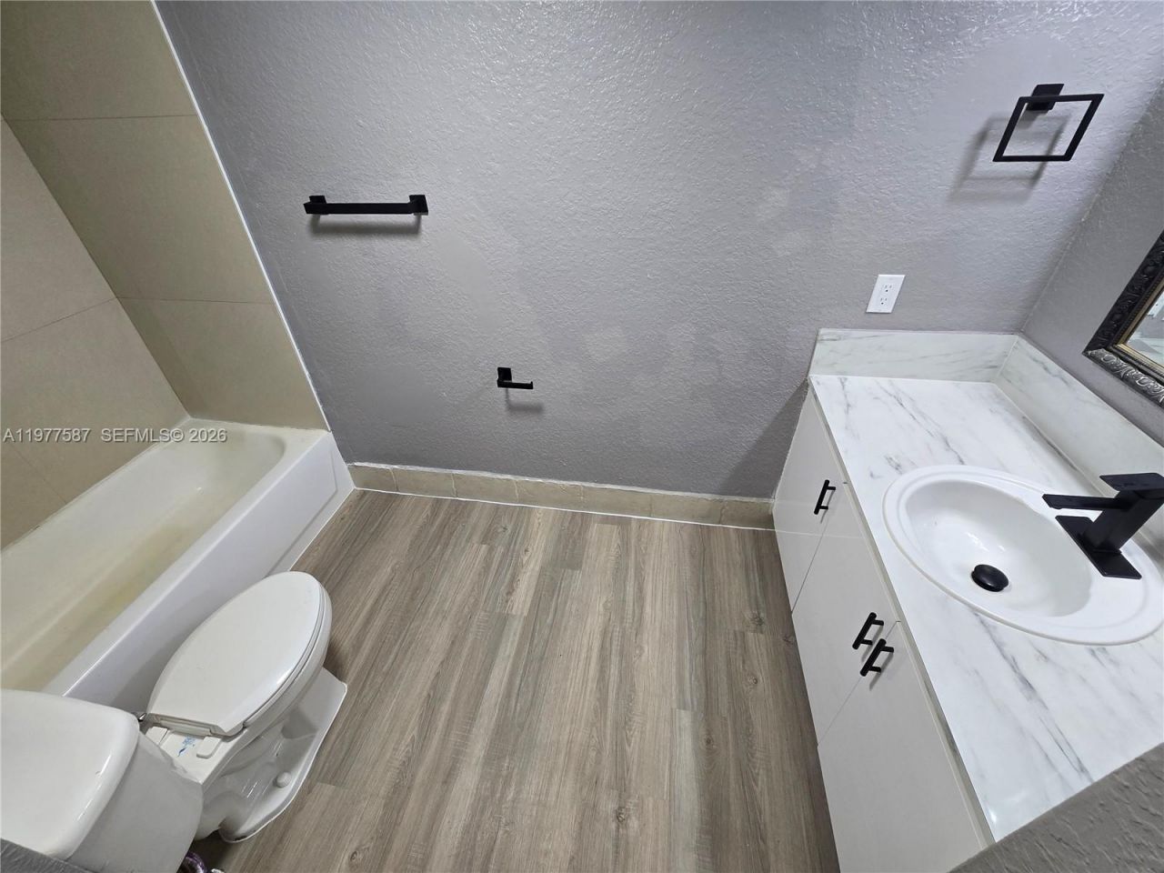 12555 NW 11th Way , Unit 103, Miami, FL 33182 Photo