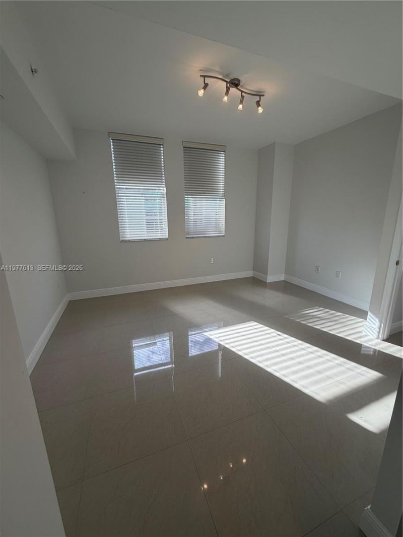 4100 Salzedo St , Unit 910, Coral Gables, FL 33146 Photo