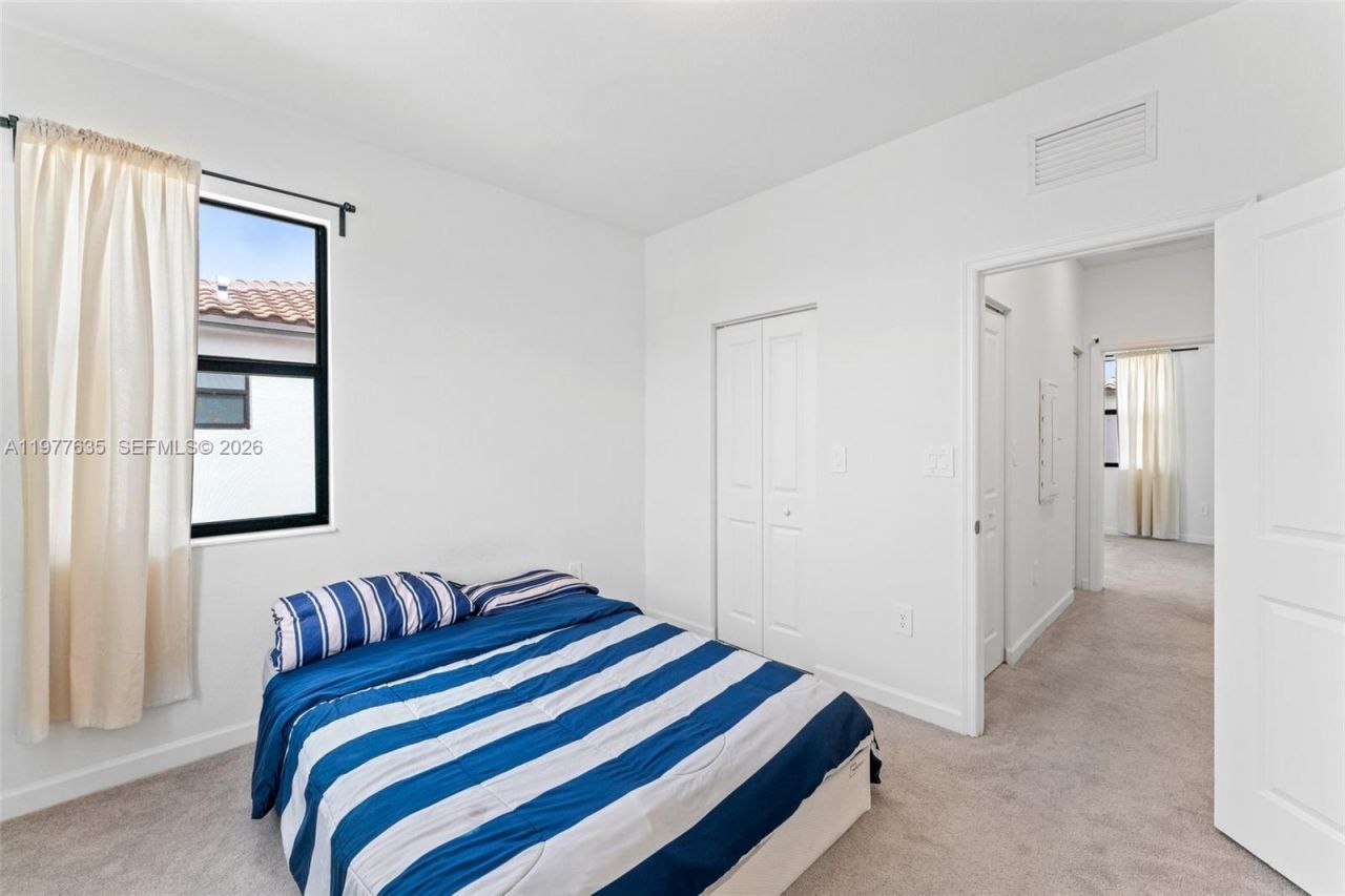 11755 SW 246th Ter, Miami, FL 33032 Photo