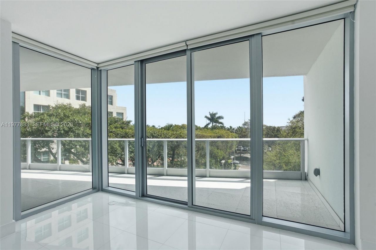 2627 S Bayshore Dr , Unit 501, Miami, FL 33133 Photo