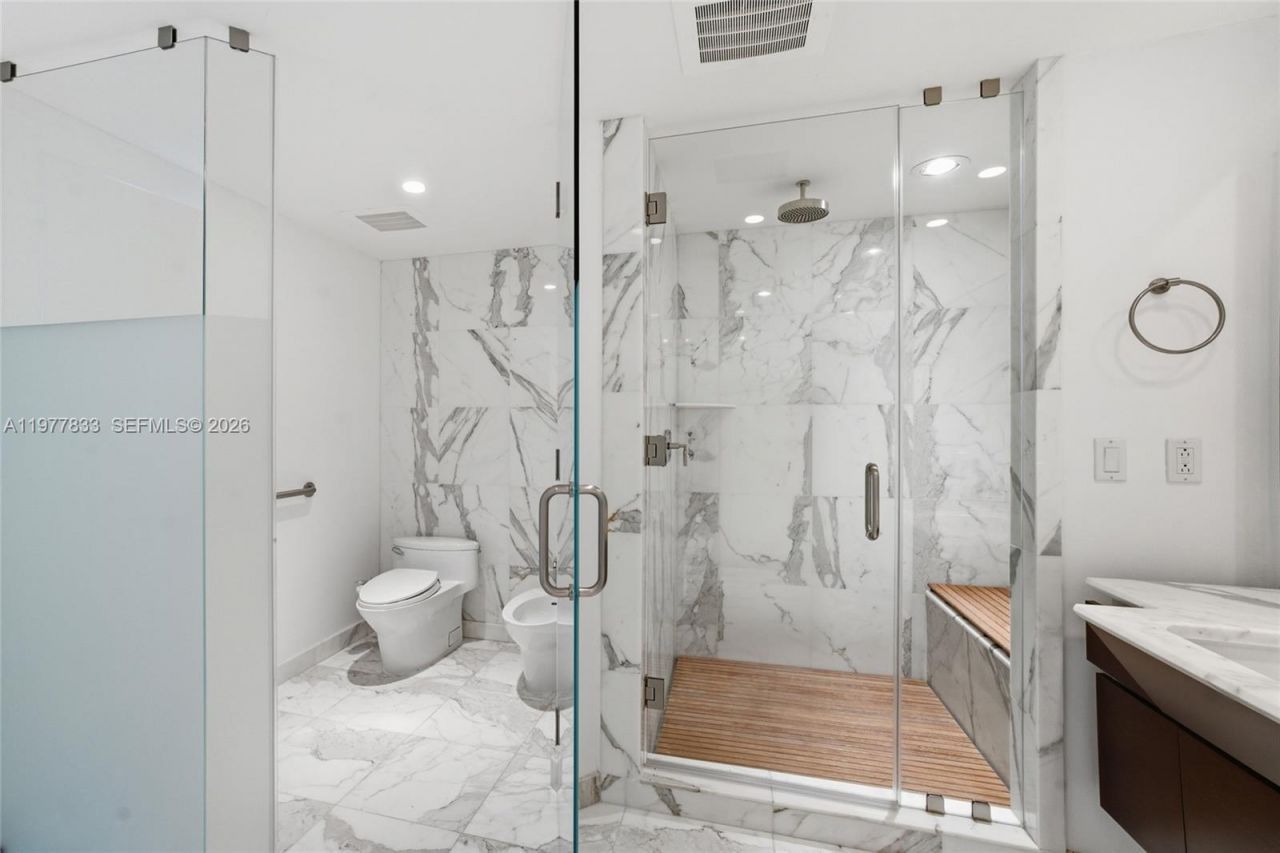 2627 S Bayshore Dr , Unit 501, Miami, FL 33133 Photo