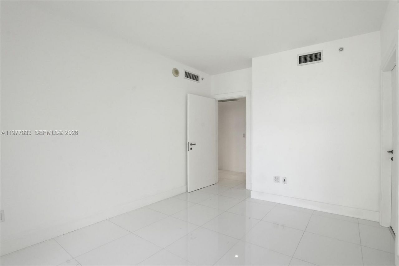 2627 S Bayshore Dr , Unit 501, Miami, FL 33133 Photo