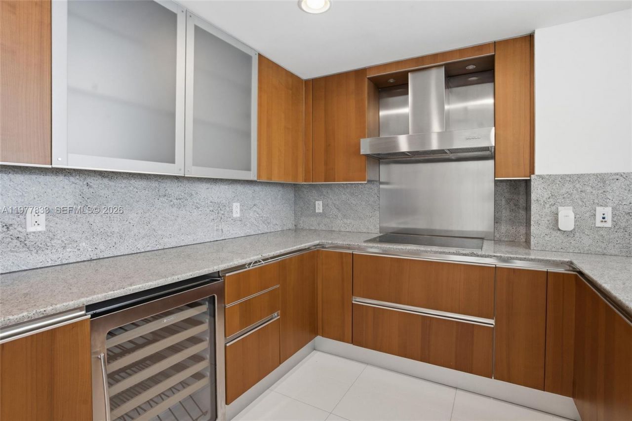 2627 S Bayshore Dr , Unit 501, Miami, FL 33133 Photo