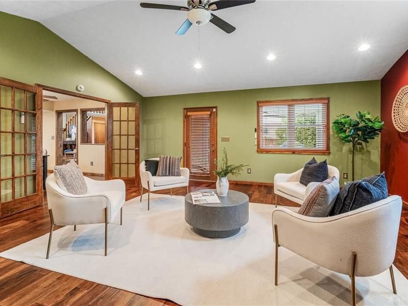 2551 Woodbluff Lane, Washington Township, OH 45458 Photo 3