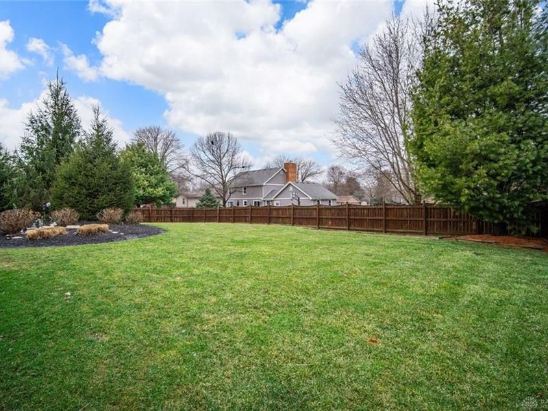 2551 Woodbluff Lane, Washington Township, OH 45458 Photo 33