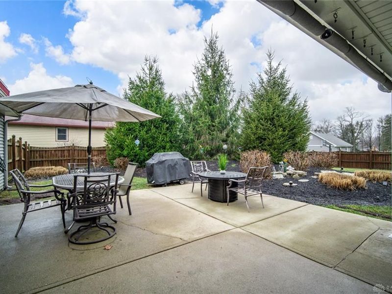 2551 Woodbluff Lane, Washington Township, OH 45458 Photo 38