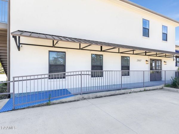 2807 Kaliste Saloom Road , Lafayette, LA 70508