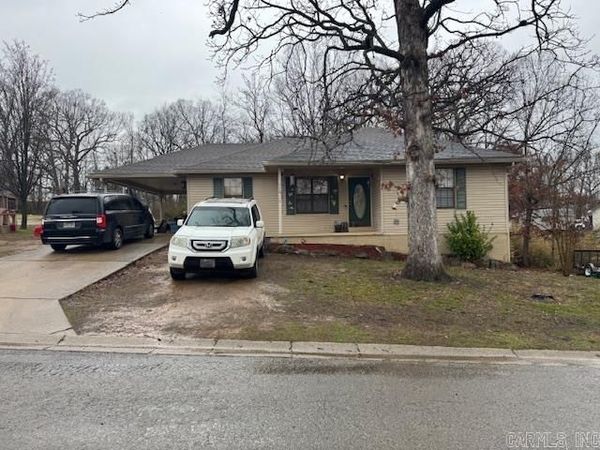 110 E Pine Street, Pocahontas, AR 72455